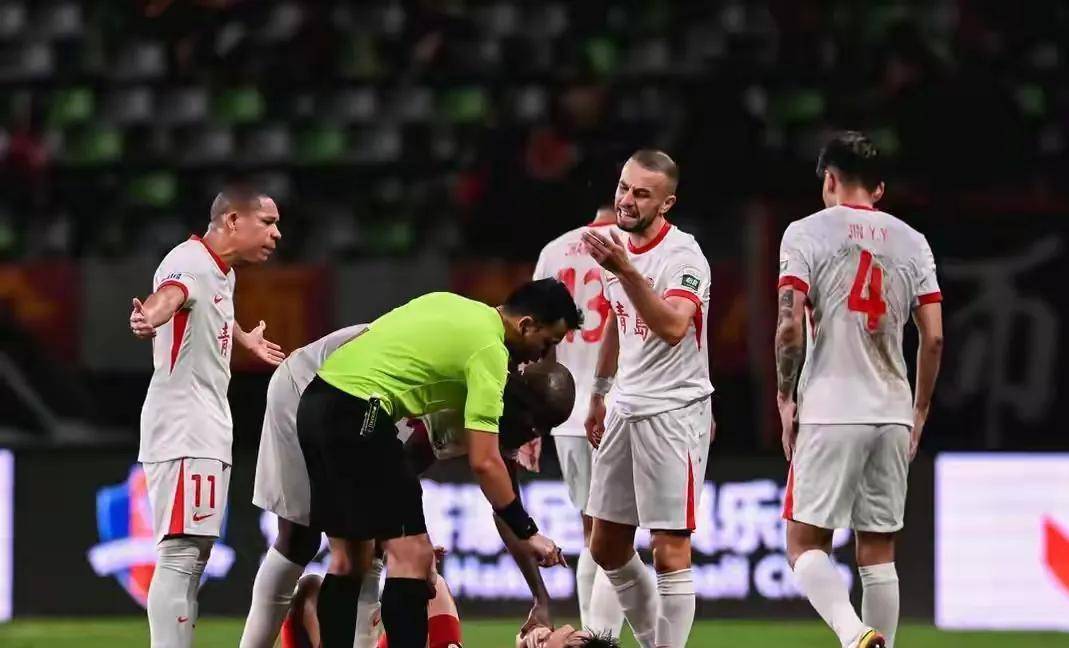 爱游戏体育赛事直播中超今晨再迎强敌，孟菲斯灰熊造点机会，主帅态度：赛场秩序良好，控场能力受关注的简单介绍